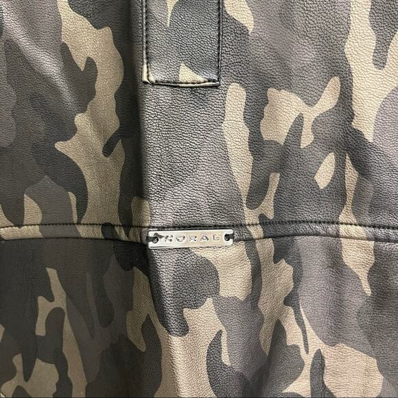 NWOT KORAL Specter Camo Metallic Vegan Faux Leather Moto Jacket Medium - Picture 11 of 16